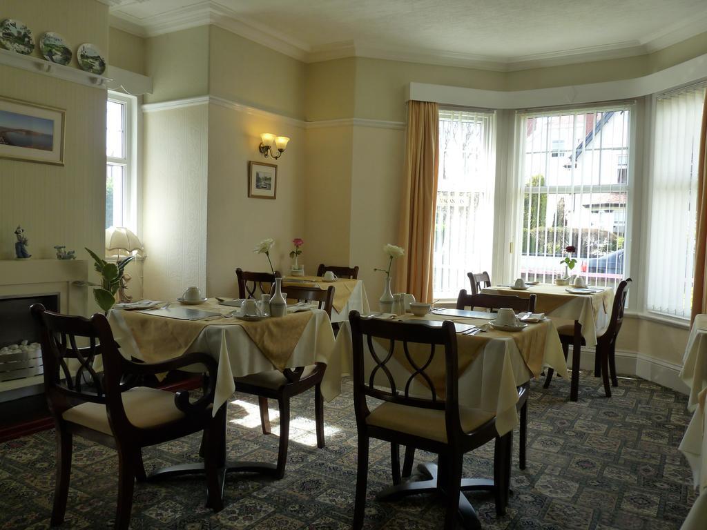 Cornerways Guest House Llandudno Exterior foto
